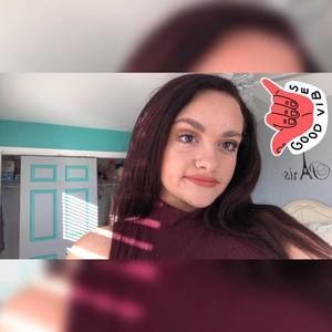 Meet your Posher, Olivia